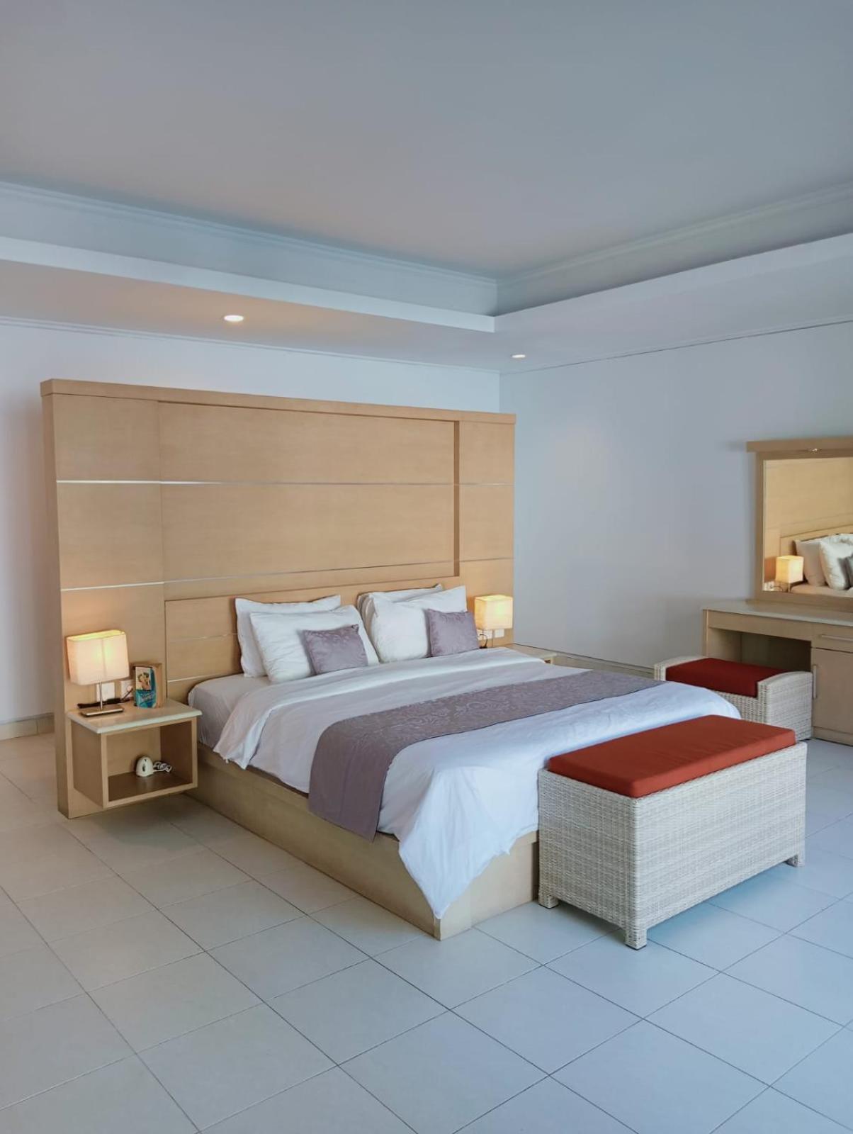Glisten Up Villa Beach Side Sanur! Bagian luar foto